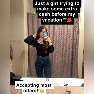 Stop by and take a look at my closet🫣🙃